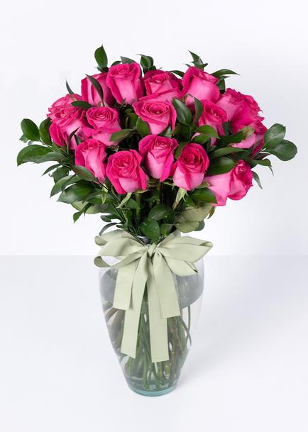 24 Rosas Premium fucsia