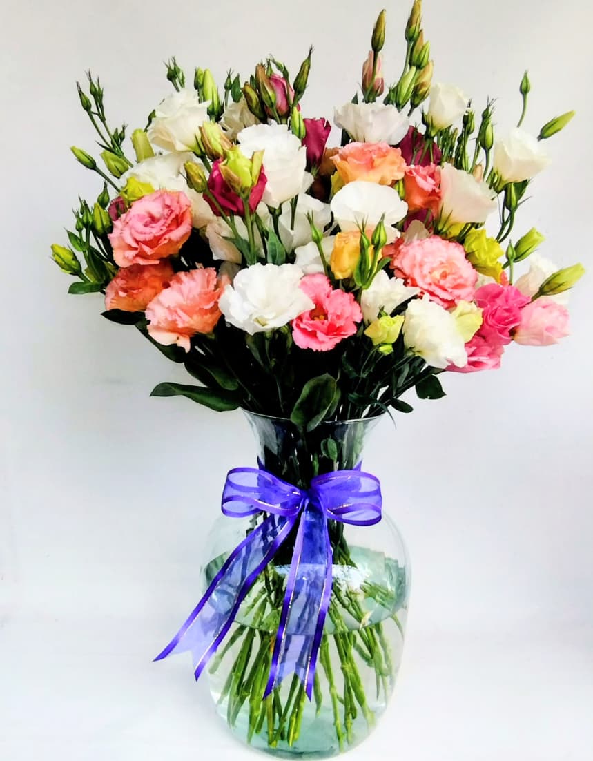 ARREGLO PARÍS ( 3 docenas de Lisianthus)